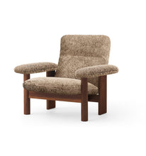 Load image into Gallery viewer, BRASILIA LOUNGE CHAIR - SAHARA SHEEPSKIN & WALNUT