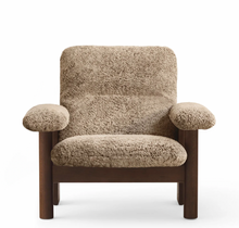 Load image into Gallery viewer, BRASILIA LOUNGE CHAIR - SAHARA SHEEPSKIN &amp; WALNUT