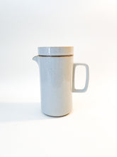 Load image into Gallery viewer, HASAMI PORCELAIN TEA POT - TALL