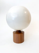 Load image into Gallery viewer, GORDON ROUND VASE