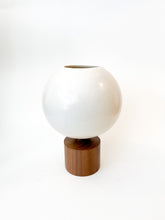 Load image into Gallery viewer, GORDON ROUND VASE