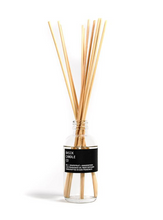 Load image into Gallery viewer, REED DIFFUSER BASIK NO. 1 - GRAPEFRUIT + MANGOSTEEN