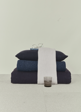 Load image into Gallery viewer, LINEN BEDDING - NAVY