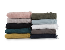 Load image into Gallery viewer, SIMPLE LINEN THROW BLANKET - BLUSH