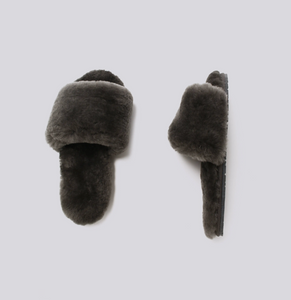 Sheepskin Fuzzy Slippers - Grey