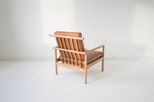 Load image into Gallery viewer, OAK & LEATHER LOUNGE CHAIR - CARAMEL