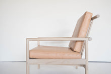 Load image into Gallery viewer, OAK & LEATHER LOUNGE CHAIR - NUDE