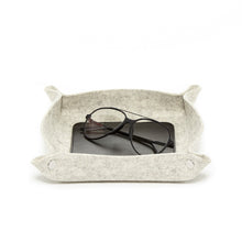 Load image into Gallery viewer, LEATHER & WOOL VALET TRAY - HEATHER WHITE