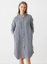 Load image into Gallery viewer, LINEN SHIRT DRESS - NAVY WHITE GINGHAM